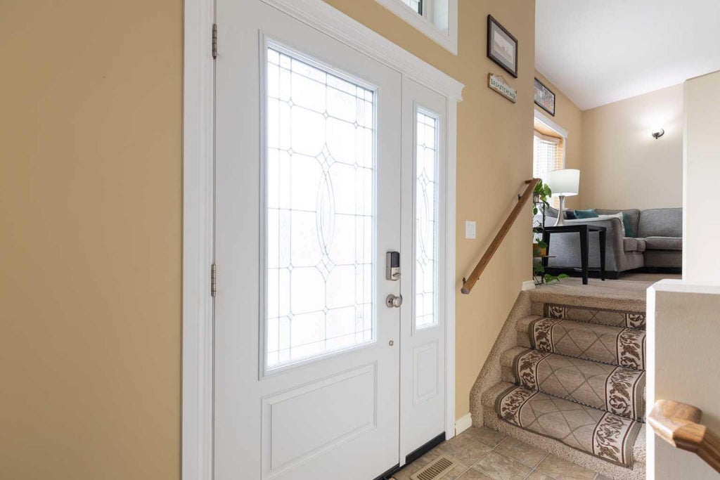 Photo of 106 Ranchlands Way NE, Medicine Hat, AB T1C 0E1 (MLS # A2350008)