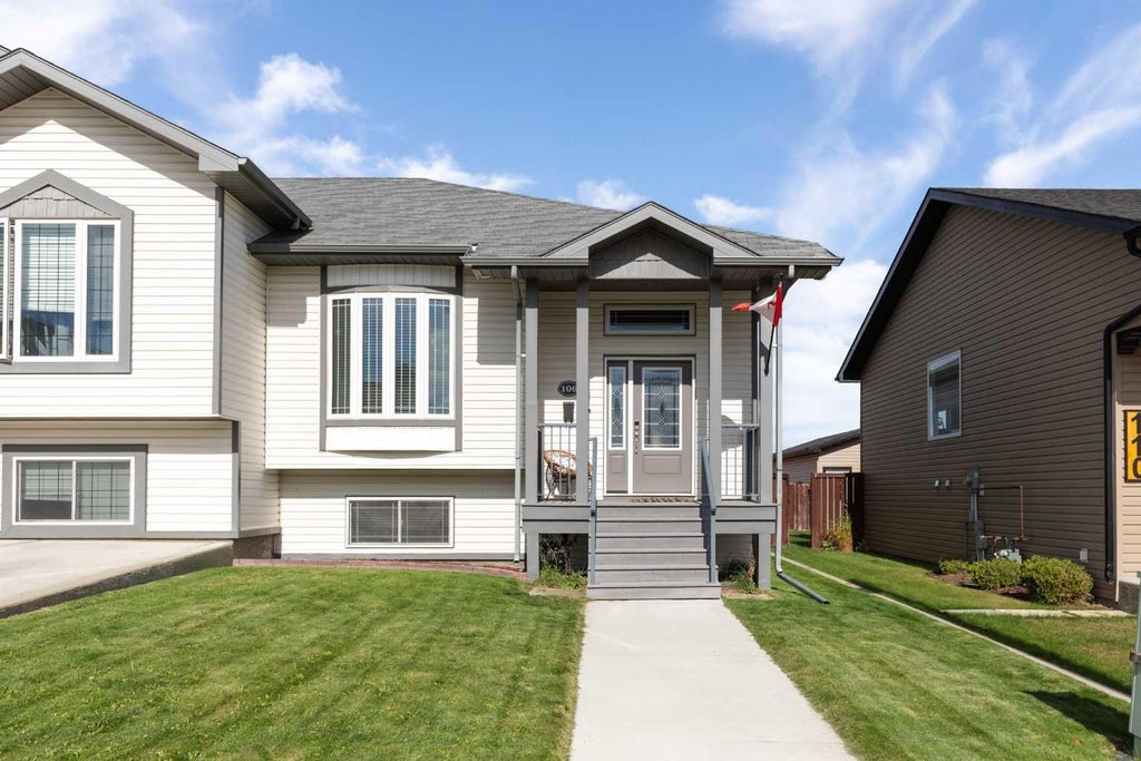 Photo of 106 Ranchlands Way NE, Medicine Hat, AB T1C 0E1 (MLS # A2350008)