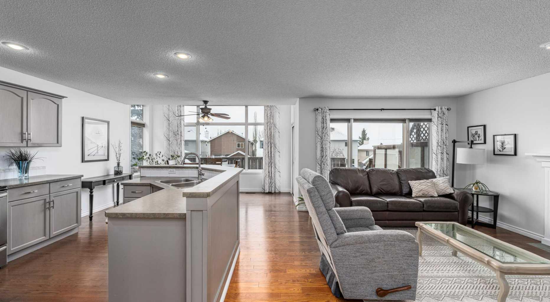 12633 Coventry Hills Way NE