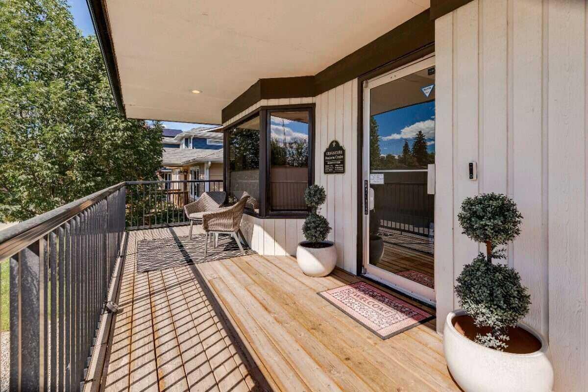 2632 24 Street SW