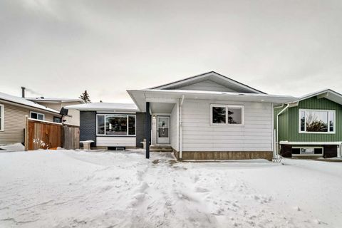 87 Rundleson Way NE Calgary AB T1Y 3H7