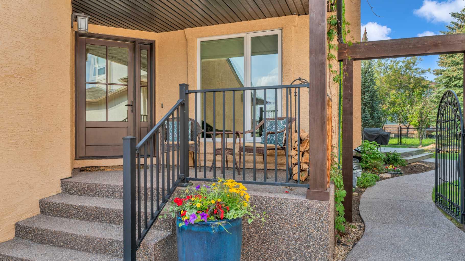 14 Simcrest Grove SW