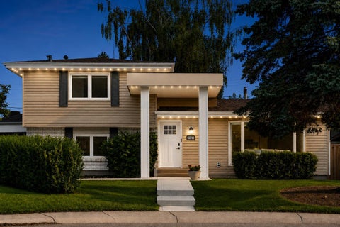 Photo of 10719 Mapleglen Crescent SE, Calgary, AB T2J 1X1 (MLS # A2339499)