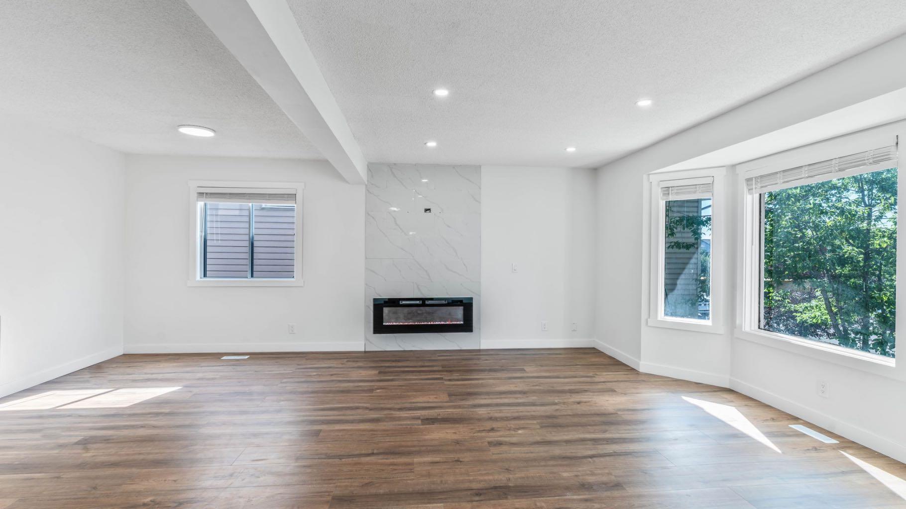 15 Taraglen Court NE