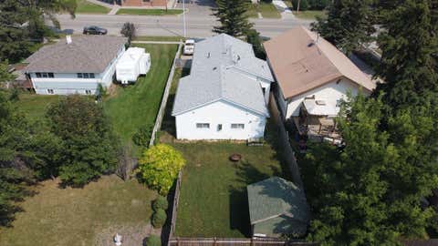 Photo of 116 S 1 Street W, Magrath, AB T0K 1J0 (MLS # A2333476)