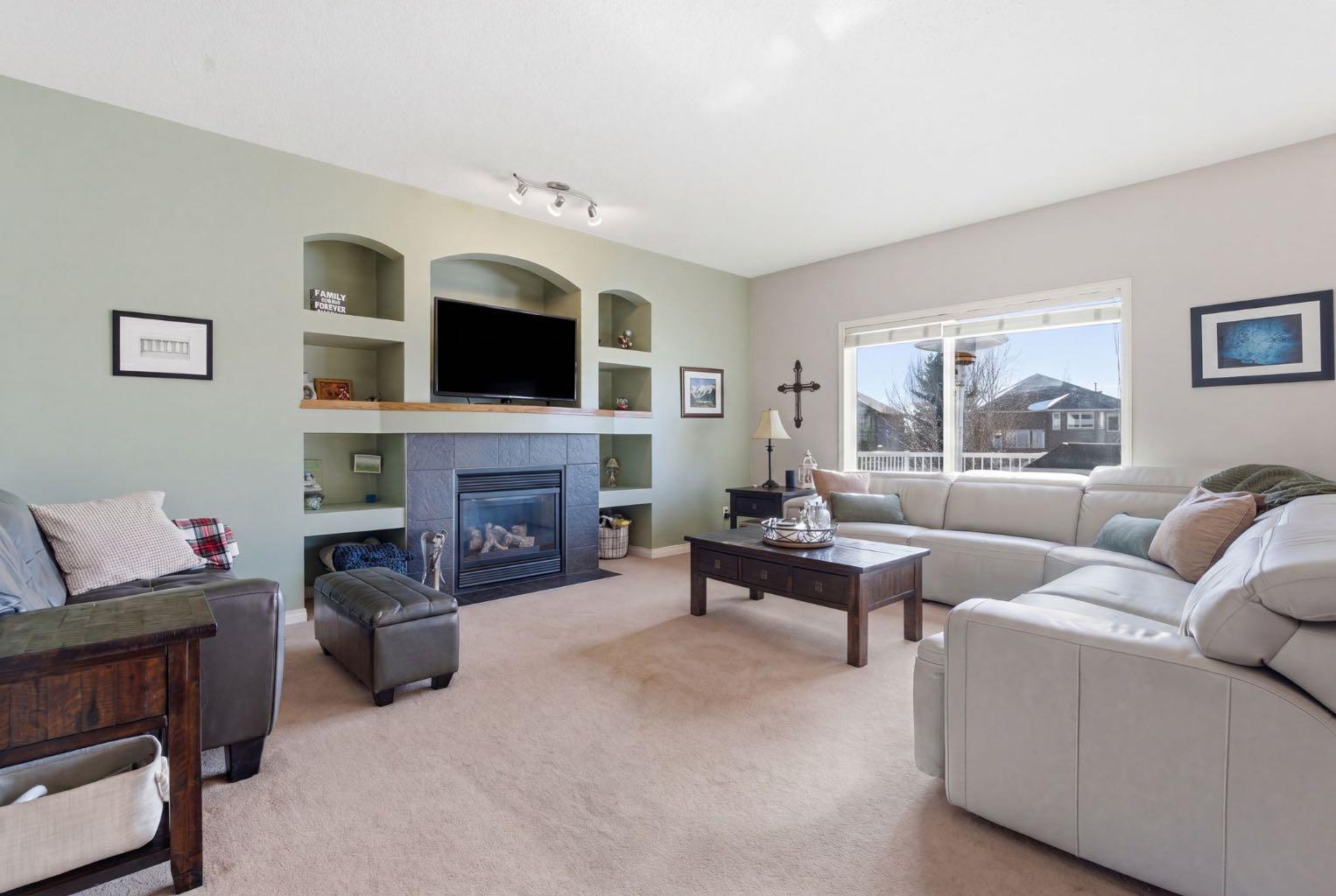 12 Crystal Shores Place