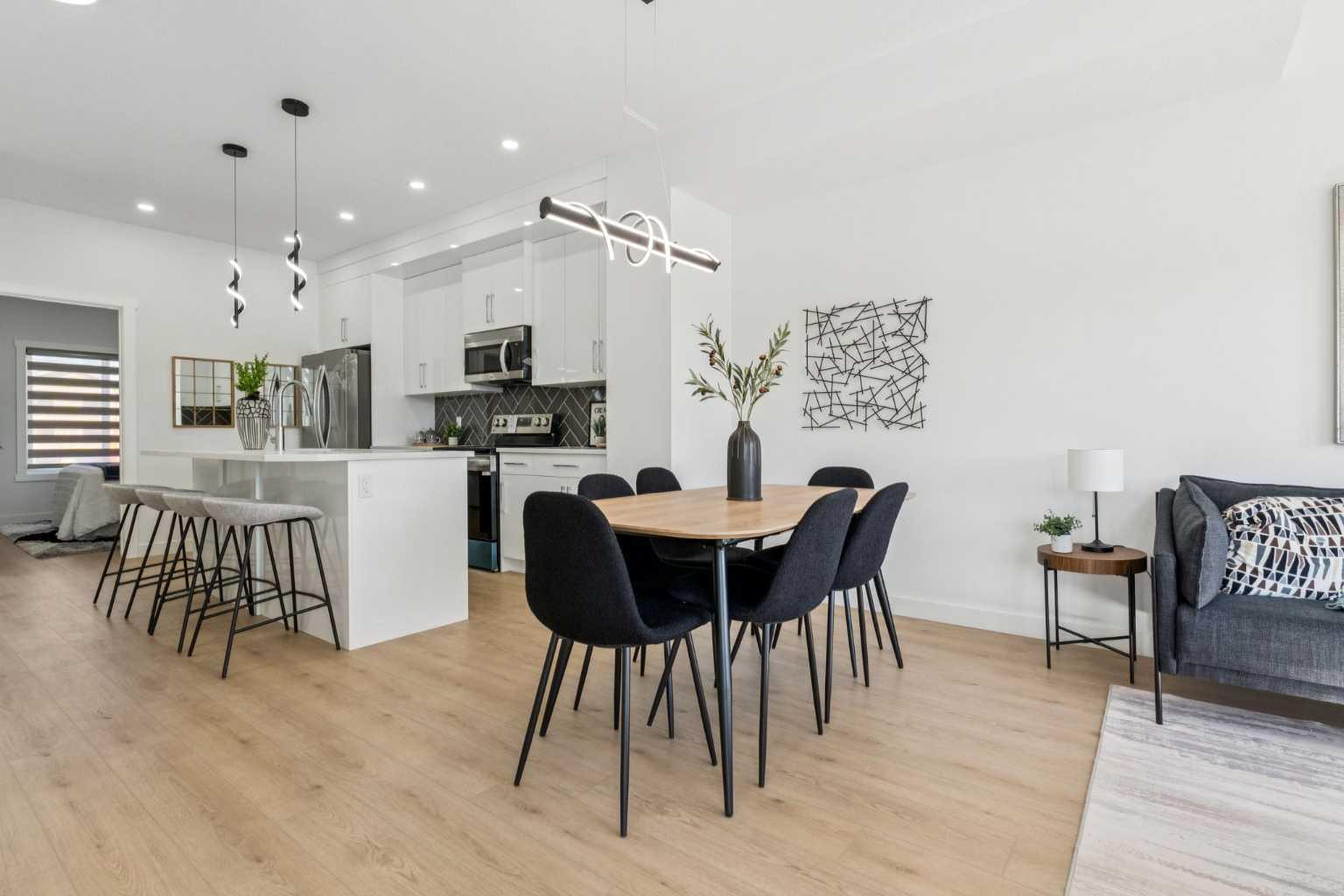 95 Saddlecrest Circle NE 205