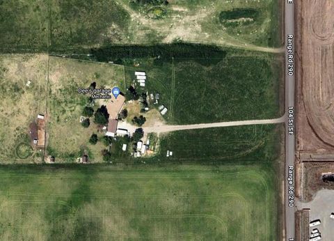 16909 104 Street SE Calgary AB T3S 0A8