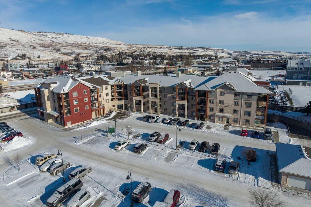 Photo of 505 Railway Street W #1211, Cochrane, AB T4C 2K9 (MLS # A2287289)