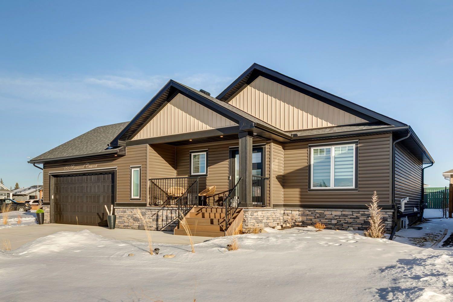 185 Riverwood Crescent