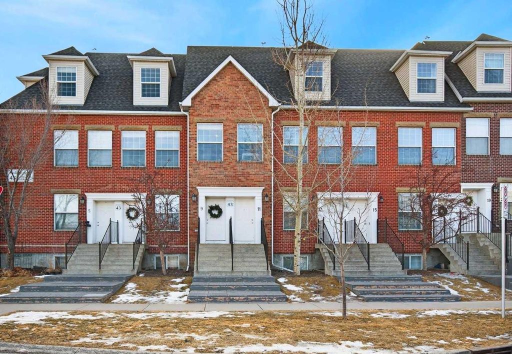 Photo of 43 Springborough Boulevard SW #9, Calgary, AB T3H 5V8 (MLS # A2283025)