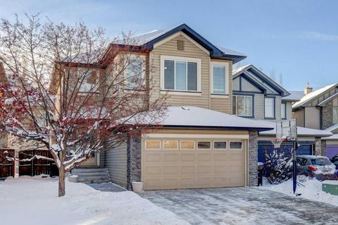 463 Cranfield Gardens SE Calgary AB T3M 1H9