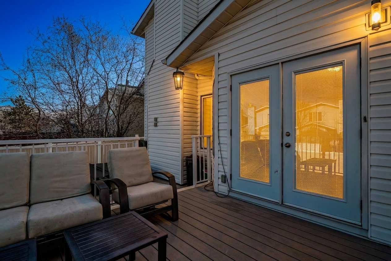 81 Riverwood Crescent SE