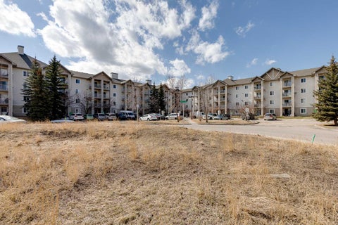 Photo of 1717 60 Street SE #241, Calgary, AB T2A 7Y7 (MLS # A2300973)