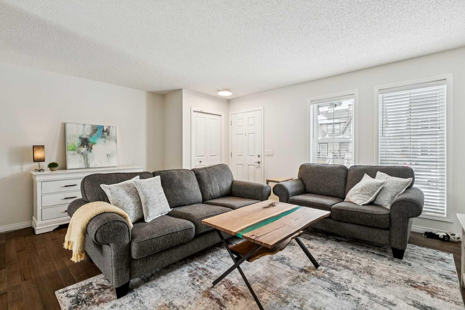 31 Elgin Meadows Park SE