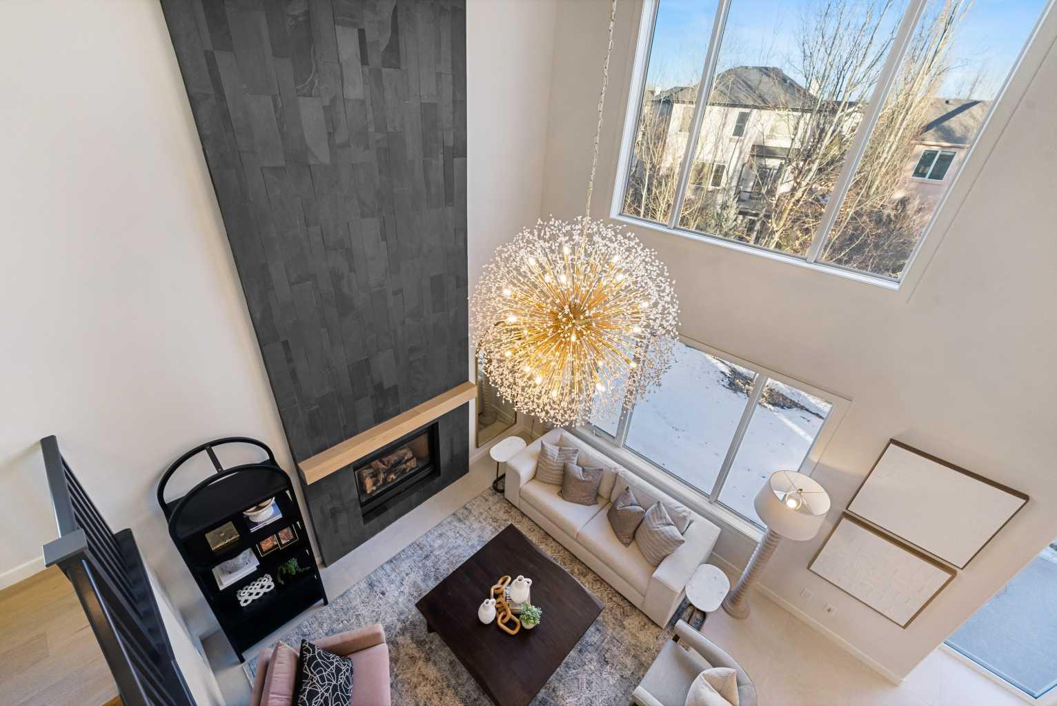 125 Discovery Place SW