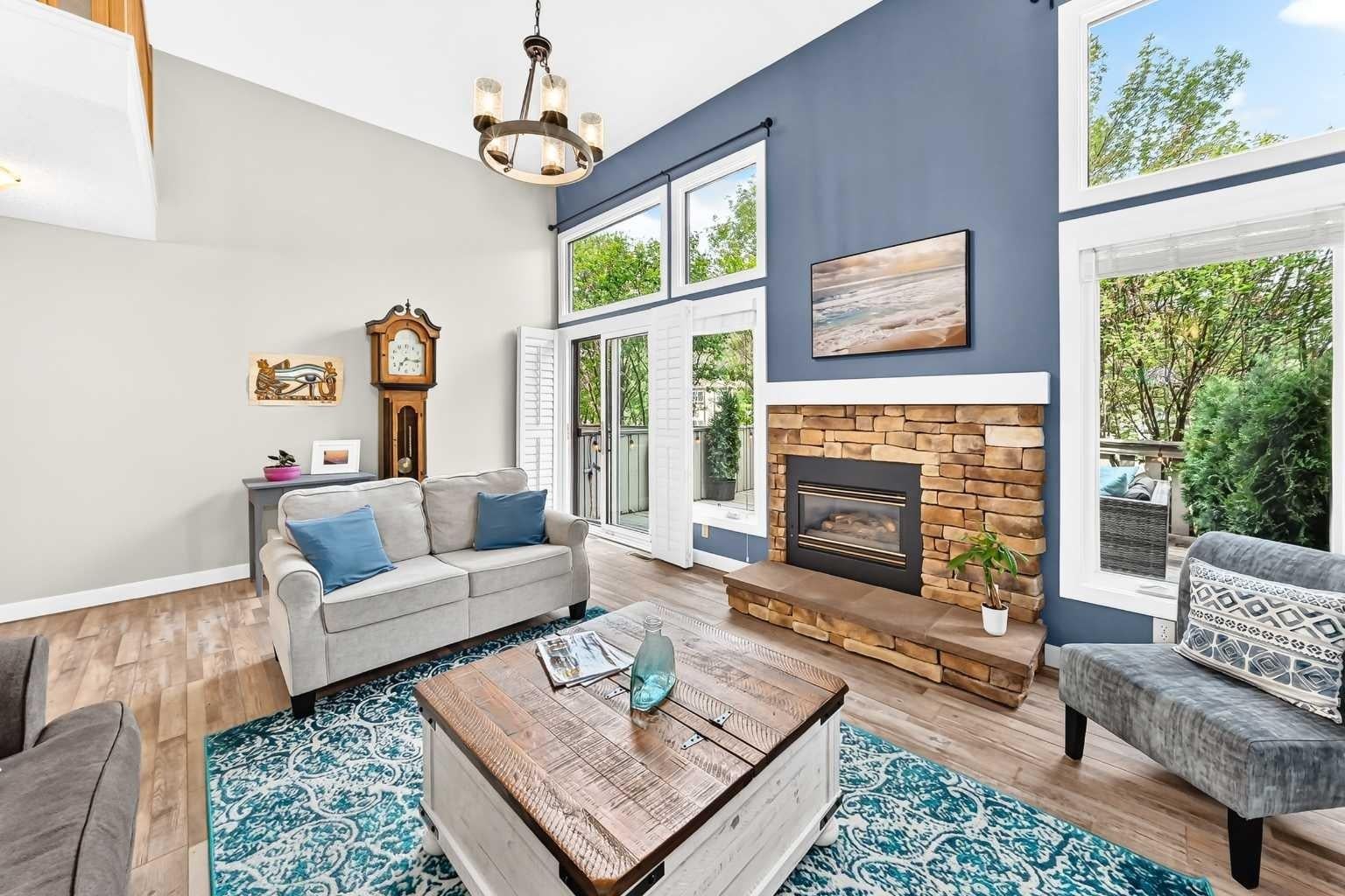 185 Woodridge Drive SW 3