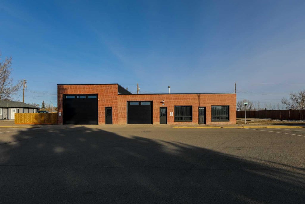 Photo of 111 4 Avenue, Warner, AB T0K 2L0 (MLS # A2341190)