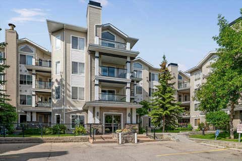 Photo of 369 Rocky Vista Park NW #131, Calgary, AB T3G 5K7 (MLS # A2332620)