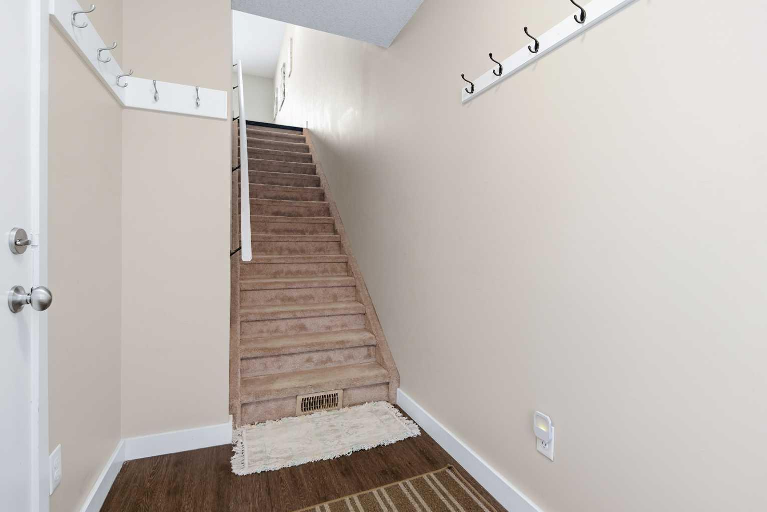 125 Caribou Crescent 202