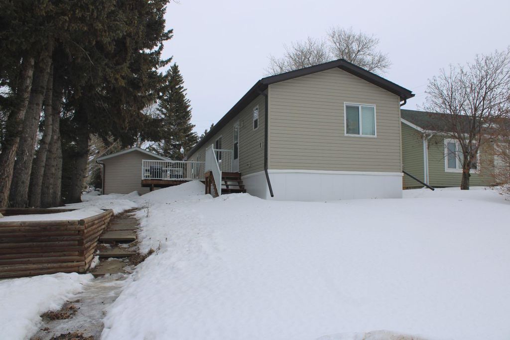 Photo of 503 2 Avenue, Turtleford, SK S0M 2Y0 (MLS # A2291008)