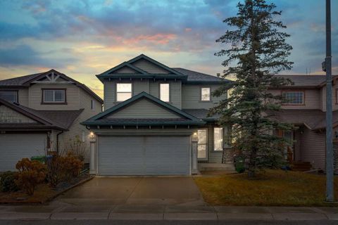 172 Covehaven Road NE Calgary AB T3K 5W7