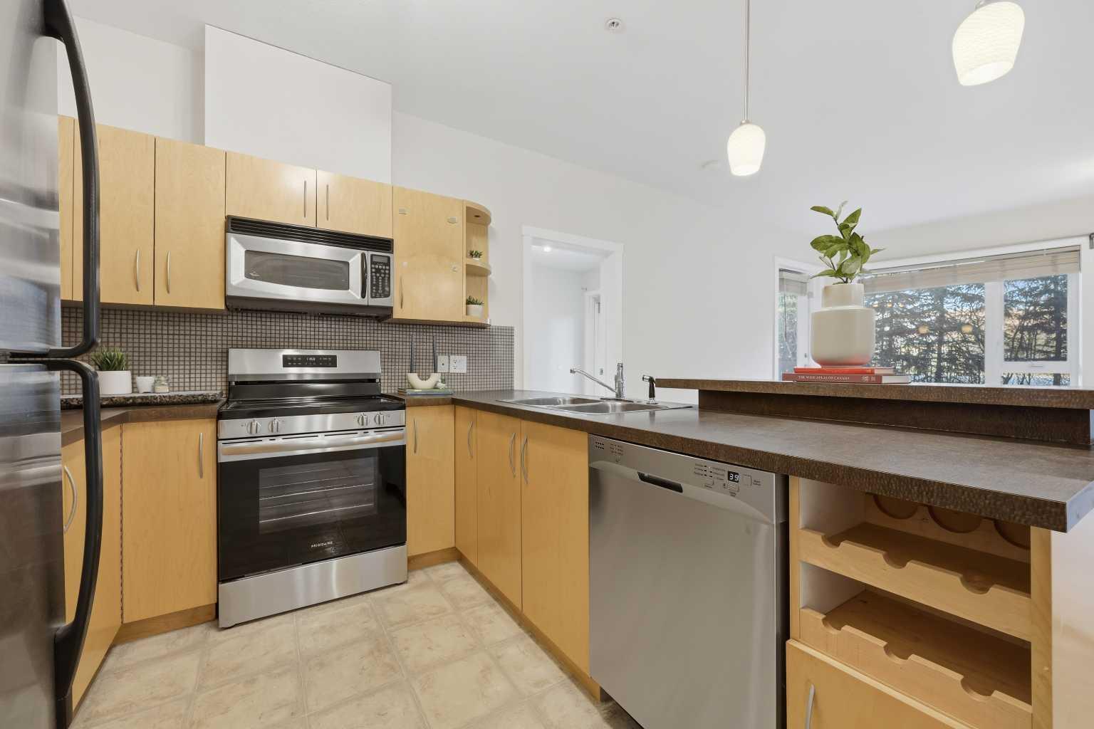 69 Springborough Court SW 125