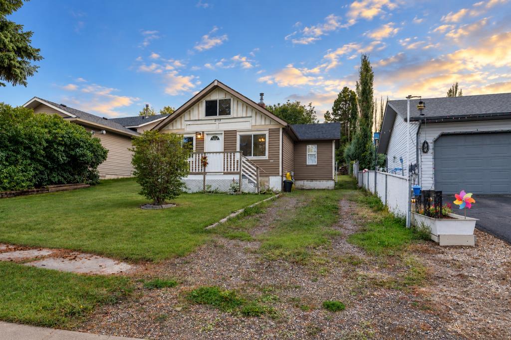 Photo of 2122 22 Avenue, Delburne, AB T0M 0V0 (MLS # A2345742)