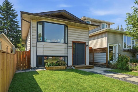 Photo of 2333 16 Street SE, Calgary, AB T2G 3R1 (MLS # A2339879)