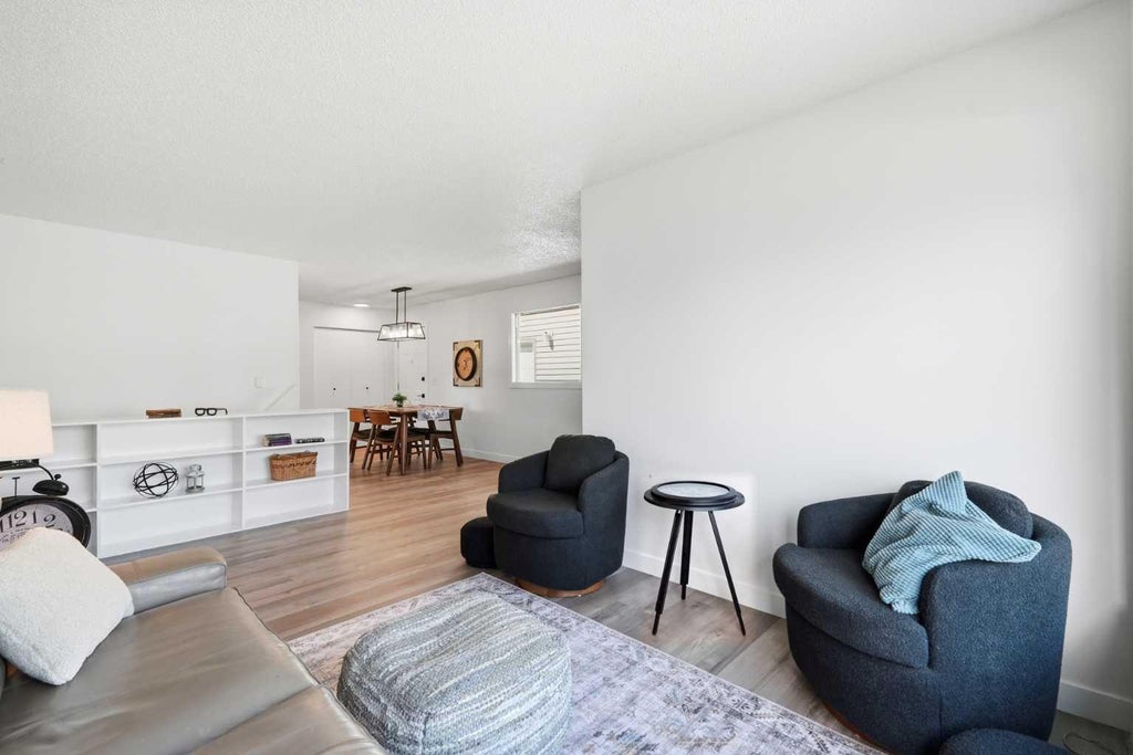 Photo of 2333 16 Street SE, Calgary, AB T2G 3R1 (MLS # A2339879)