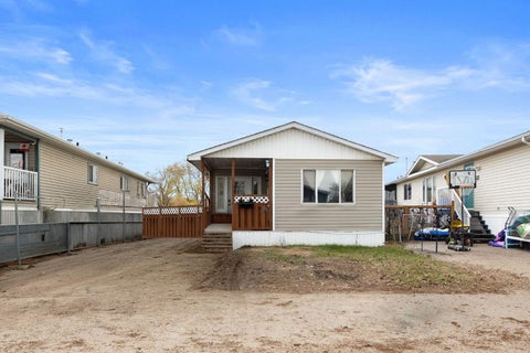 Photo of 216 Grenfell Crescent, Fort McMurray, AB T9H 2M6 (MLS # A2307693)