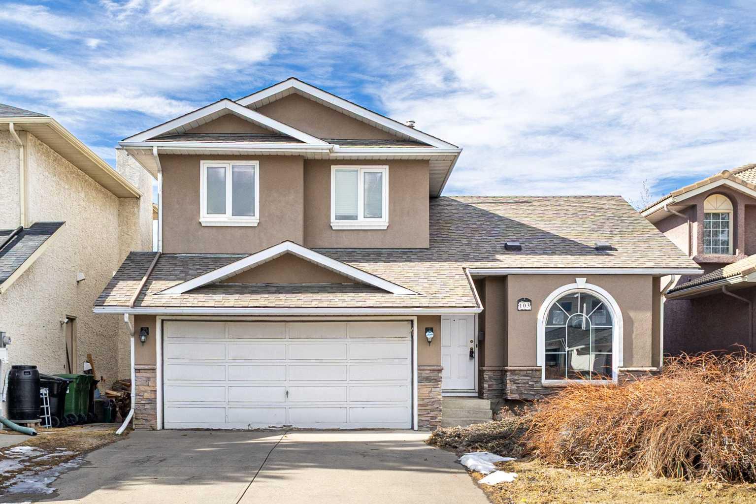 103 Riverside Way SE