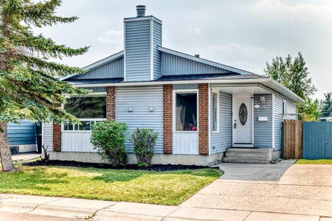Photo of 28 Whiteram Close NE, Calgary, AB T1Y 5X8 (MLS # A2332606)