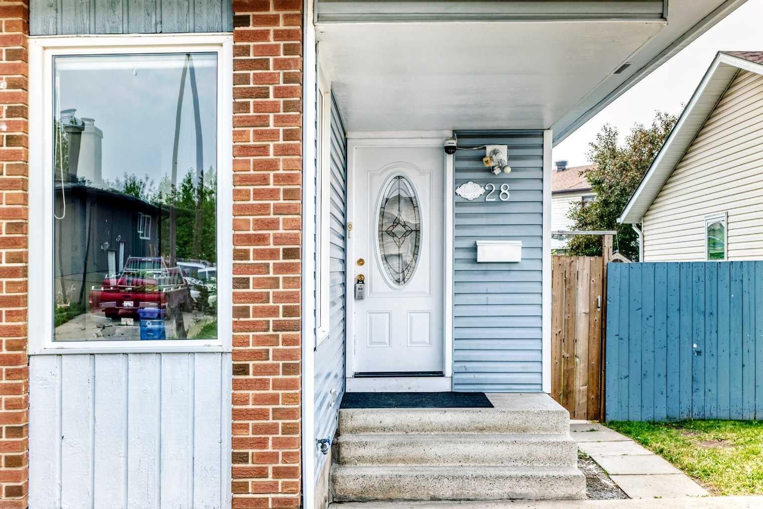28 Whiteram Close NE