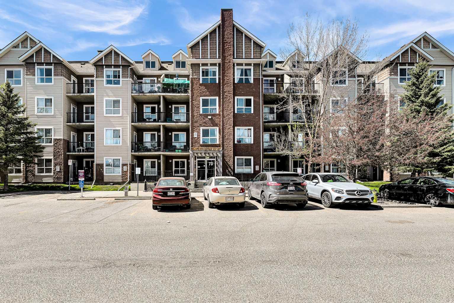 73 Erin Woods Court SE 1103
