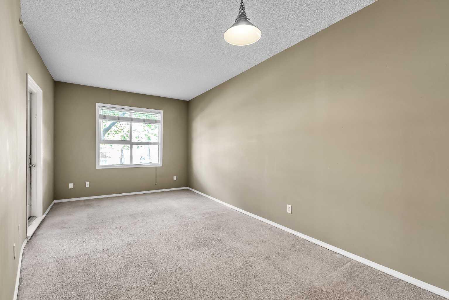73 Erin Woods Court SE 1103