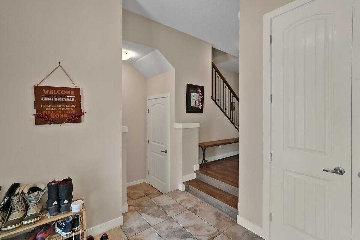 518 Mahogany Manor SE