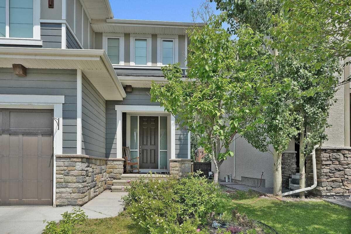 518 Mahogany Manor SE