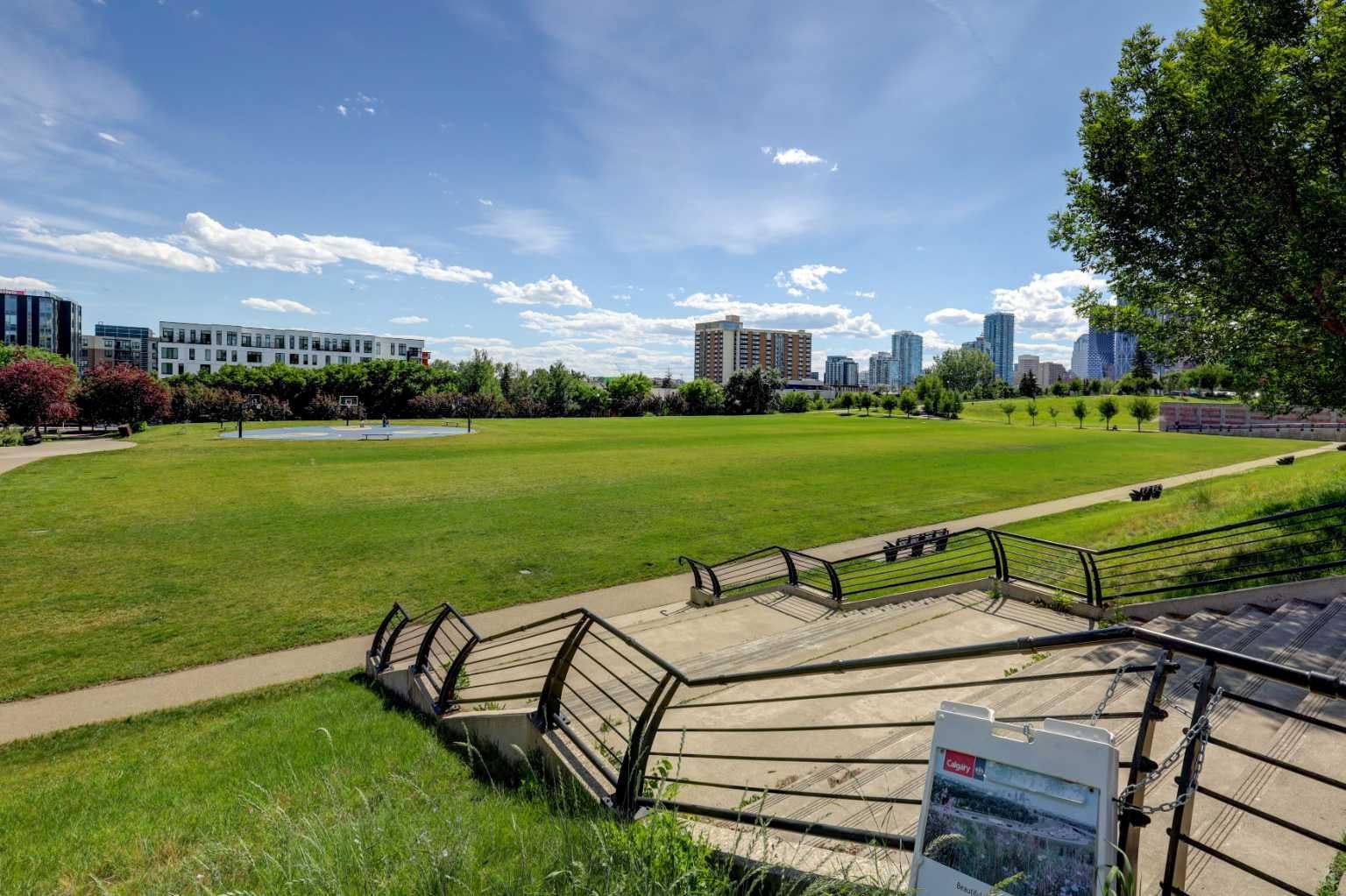 950 Centre Avenue NE 511