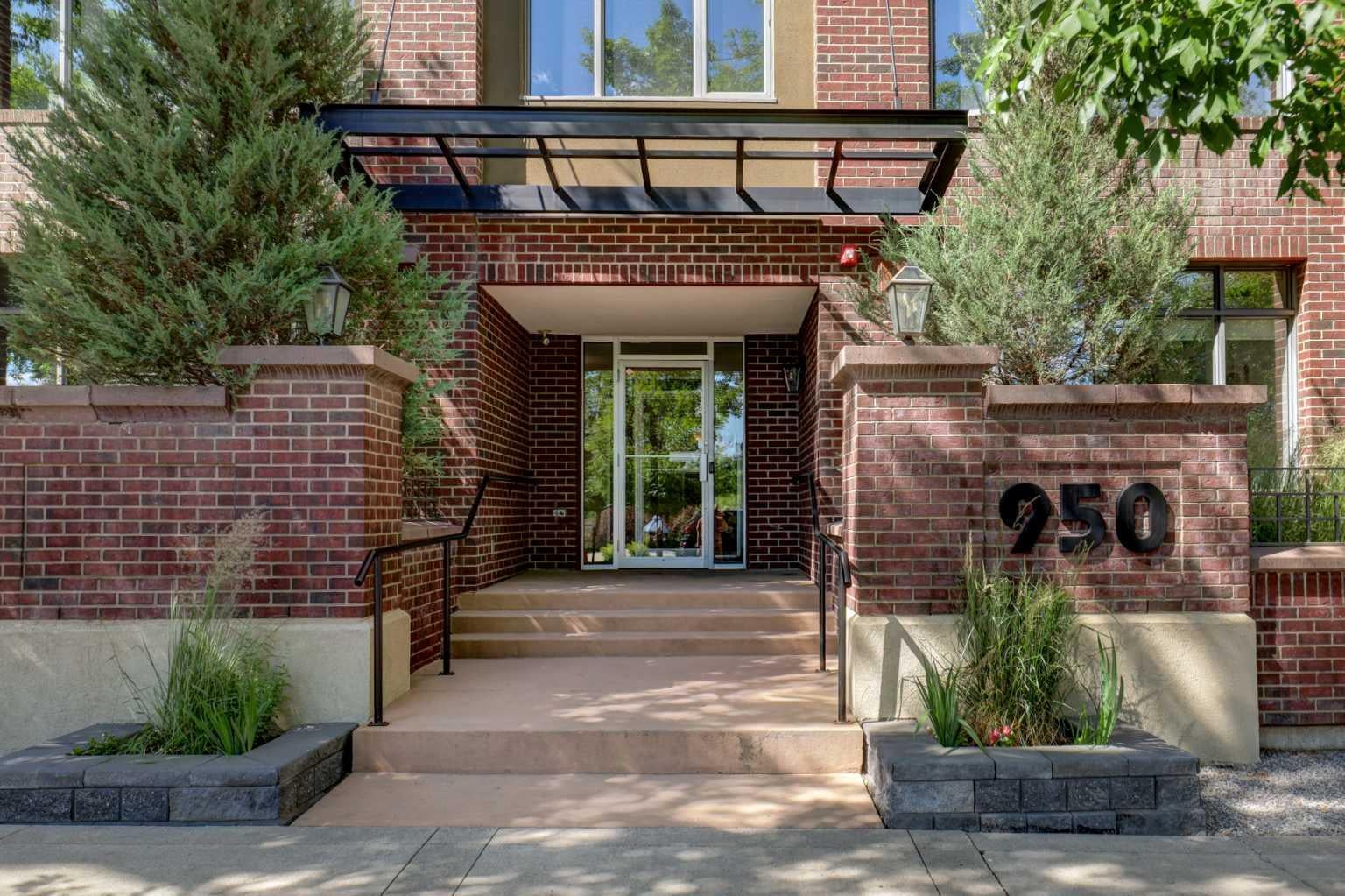 950 Centre Avenue NE 511