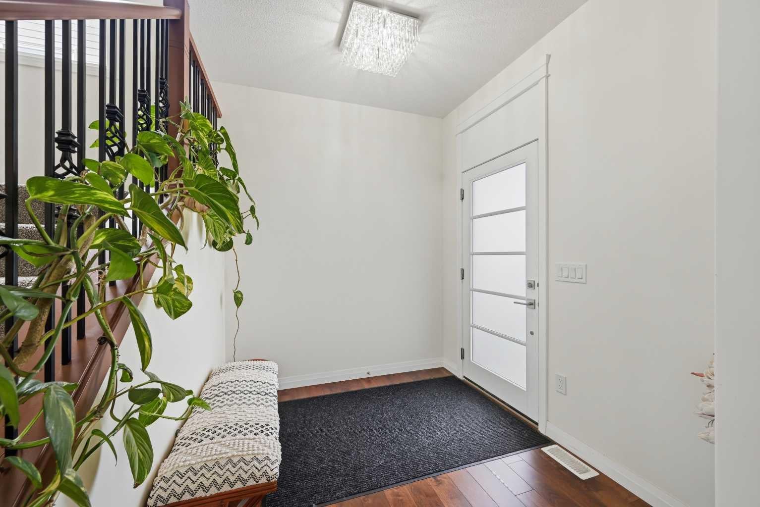 838 Edgefield Street