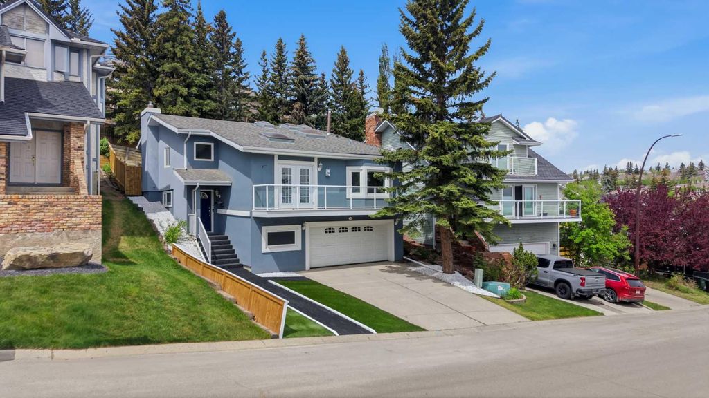 Photo of 84 Coach Gate Way SW, Calgary, AB T3H 1Z7 (MLS # A2316162)
