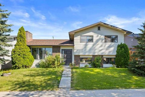 4724 Rundlehorn Drive NE Calgary AB T1Y 2N4