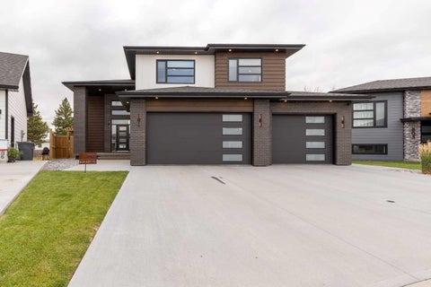 Photo of 801 Sunset Place, Picture Butte, AB T0K 1V0 (MLS # A2335243)