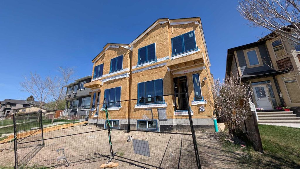 Photo of 4832 20 Avenue NW, Calgary, AB T3V 0B3 (MLS # A2310287)