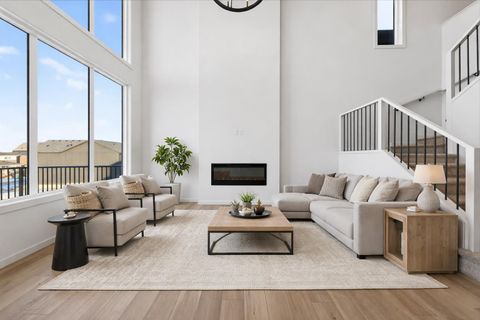 82 Versant Rise SW Calgary AB T2Y 0Z1