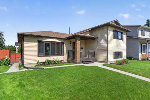Photo of 24 Mckenna Mews SE, Calgary, AB T2Z 1W8 (MLS # A2324963)
