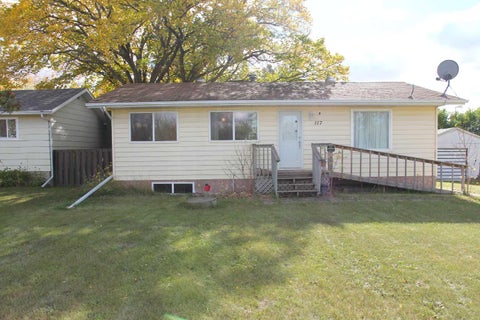 Photo of 117 Old Jasper Hwy, Marshall, SK S0M 1R0 (MLS # A2348889)