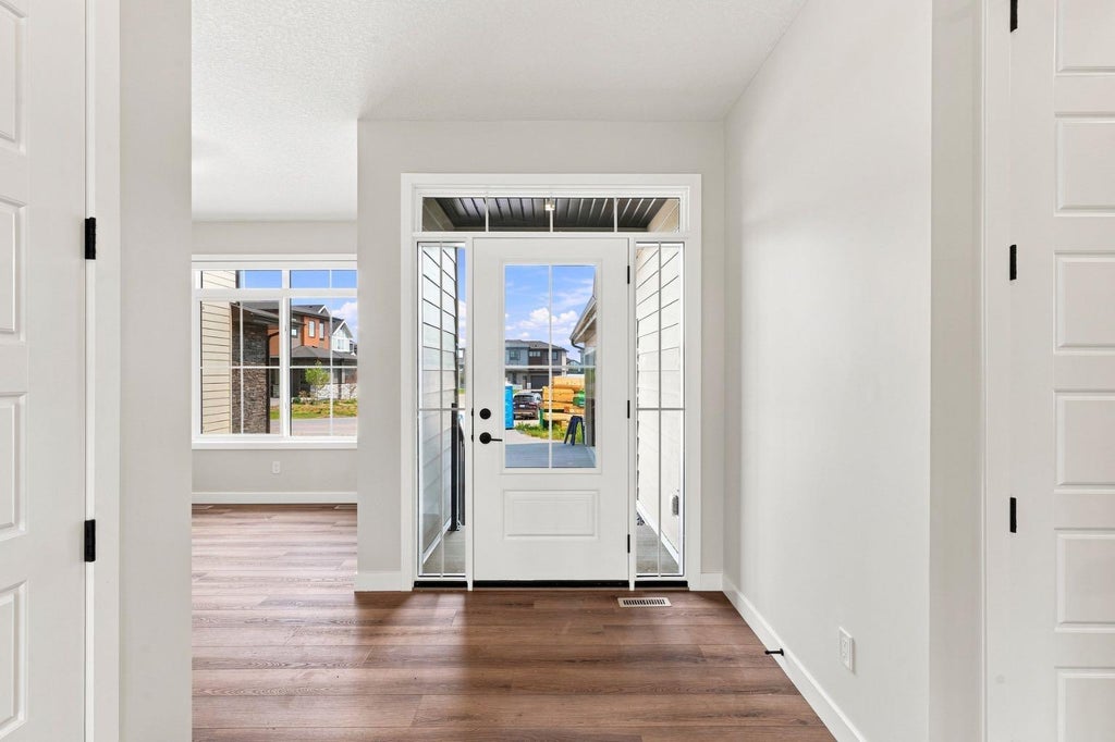 Photo of 40 Fieldstone Close, Balzac, AB T4B 5T7 (MLS # A2332769)