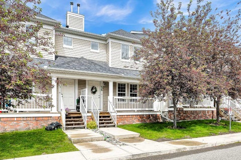Photo of 86 Country Village Gate NE, Calgary, AB T3K 0L5 (MLS # A2344807)